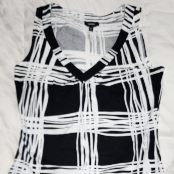 Express V Neck Tank Top - Picture 1 of 3